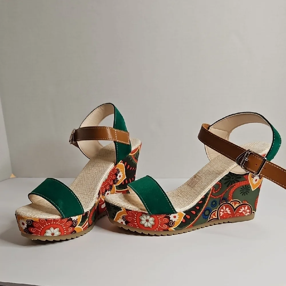 Mod Paisley Wedge Sandals Size 8 (38) Platform 70s Style
